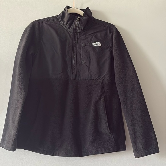 The North Face Black Jacket half-Zip long sleeves  with standing collar NWOT - Picture 1 of 8